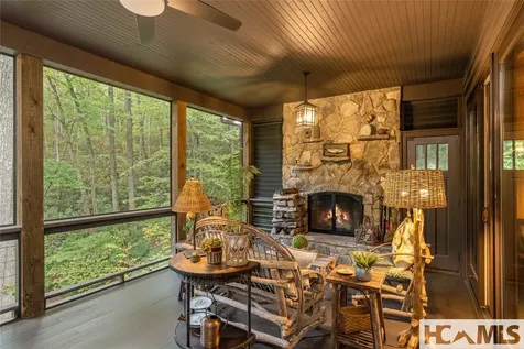 139 Foxglove Trail Cashiers NC 28717