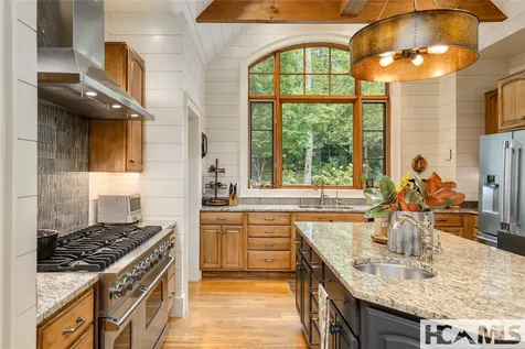139 Foxglove Trail Cashiers NC 28717