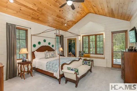 139 Foxglove Trail Cashiers NC 28717