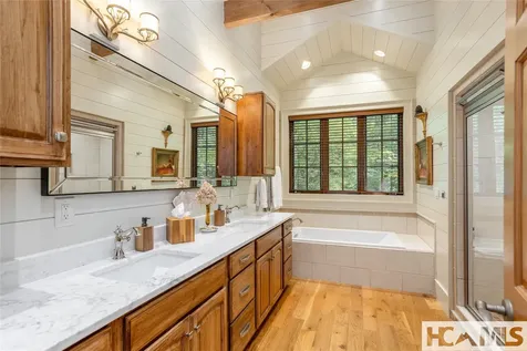 139 Foxglove Trail Cashiers NC 28717