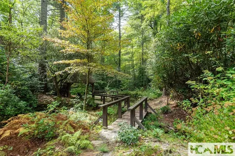 139 Foxglove Trail Cashiers NC 28717