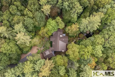 139 Foxglove Trail Cashiers NC 28717
