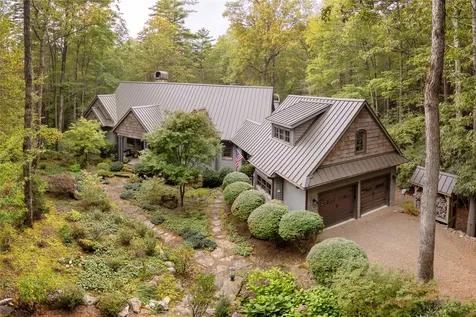 139 Foxglove Trail Cashiers NC 28717
