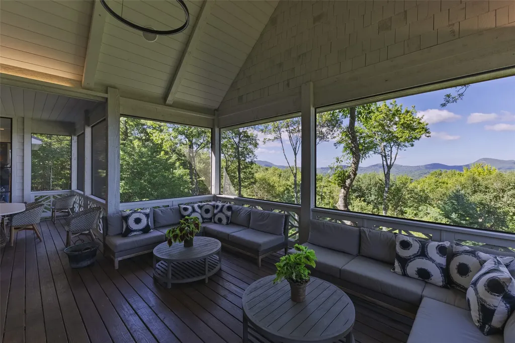 486 Kerry Hill Road Cashiers NC 28717