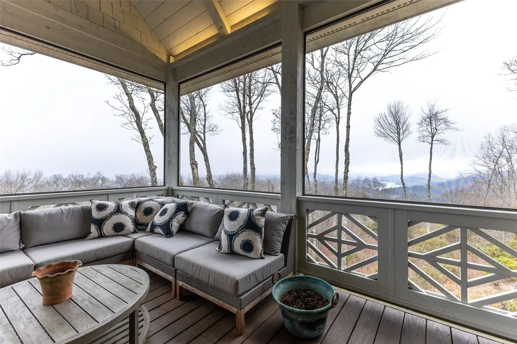 486 Kerry Hill Road Cashiers NC 28717