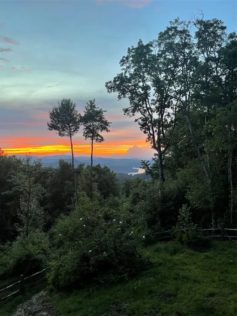 486 Kerry Hill Road Cashiers NC 28717