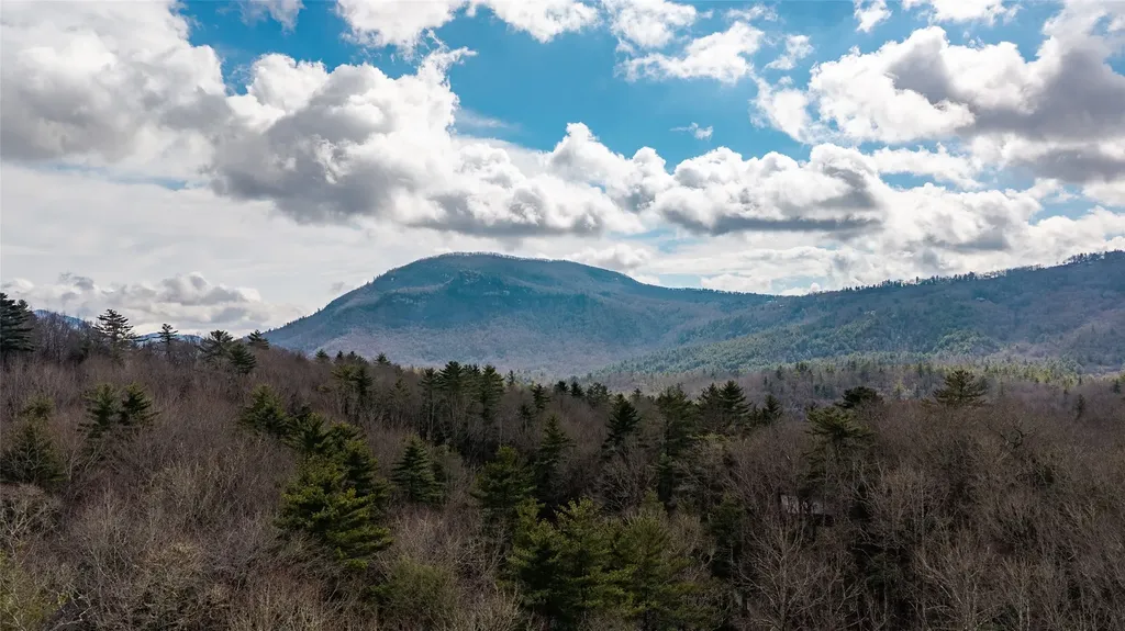 515 Stillmont Circle Cashiers NC 28717