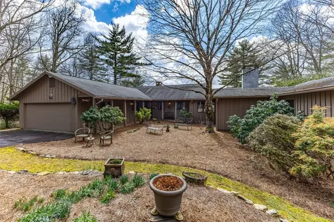 515 Stillmont Circle Cashiers NC 28717