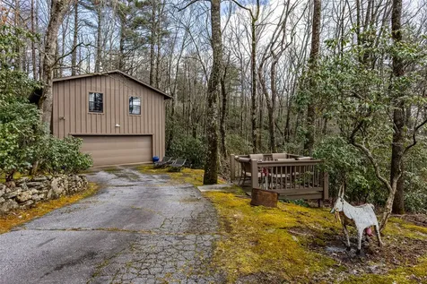 515 Stillmont Circle Cashiers NC 28717