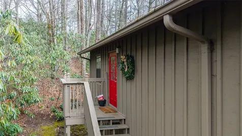 515 Stillmont Circle Cashiers NC 28717