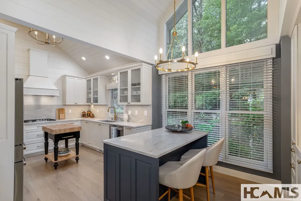 940 Winding Creek Road Sapphire NC 28774