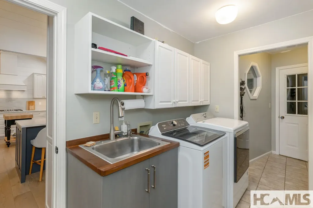 940 Winding Creek Road Sapphire NC 28774