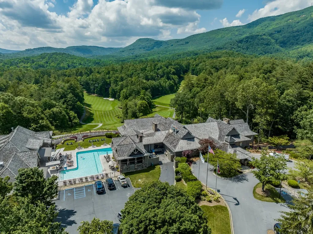 940 Winding Creek Road Sapphire NC 28774