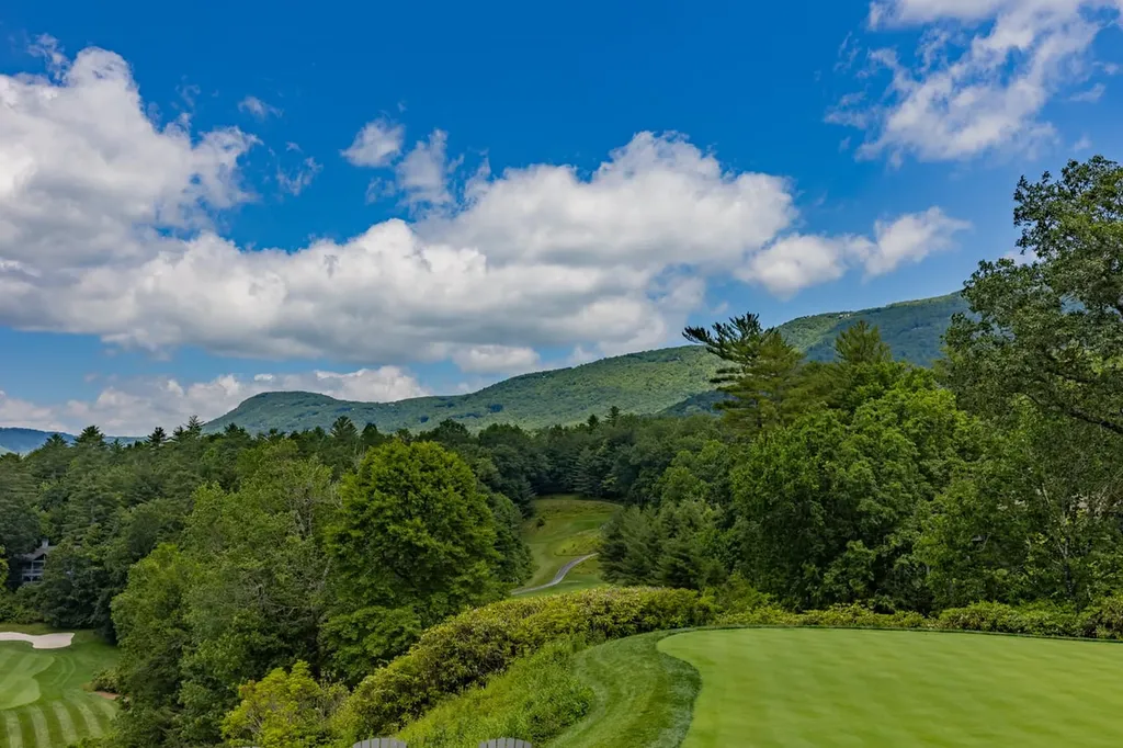 940 Winding Creek Road Sapphire NC 28774