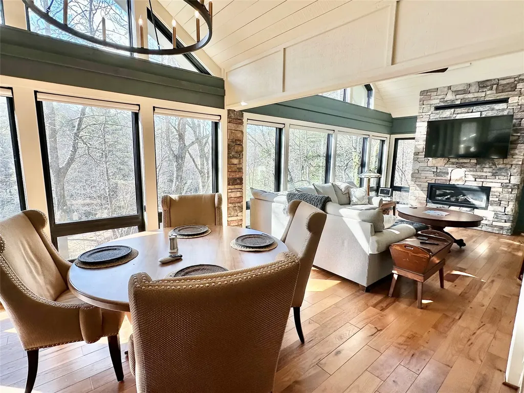 940 Winding Creek Road Sapphire NC 28774