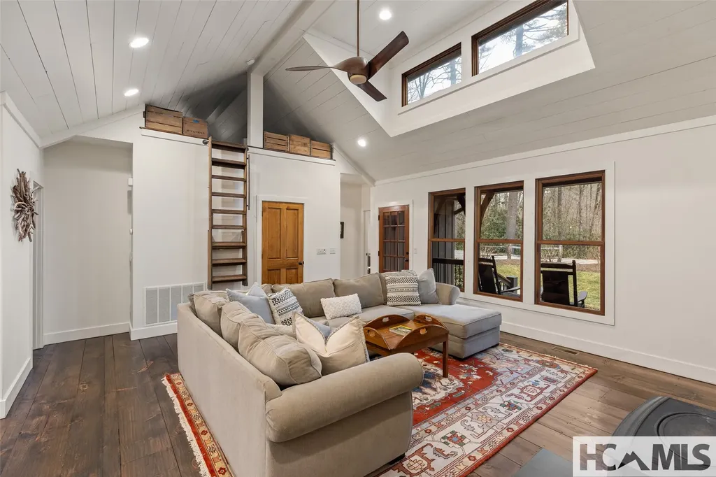 754 Found Forest Road Cashiers NC 28717