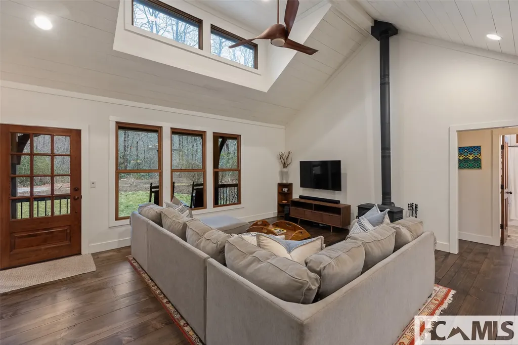 754 Found Forest Road Cashiers NC 28717