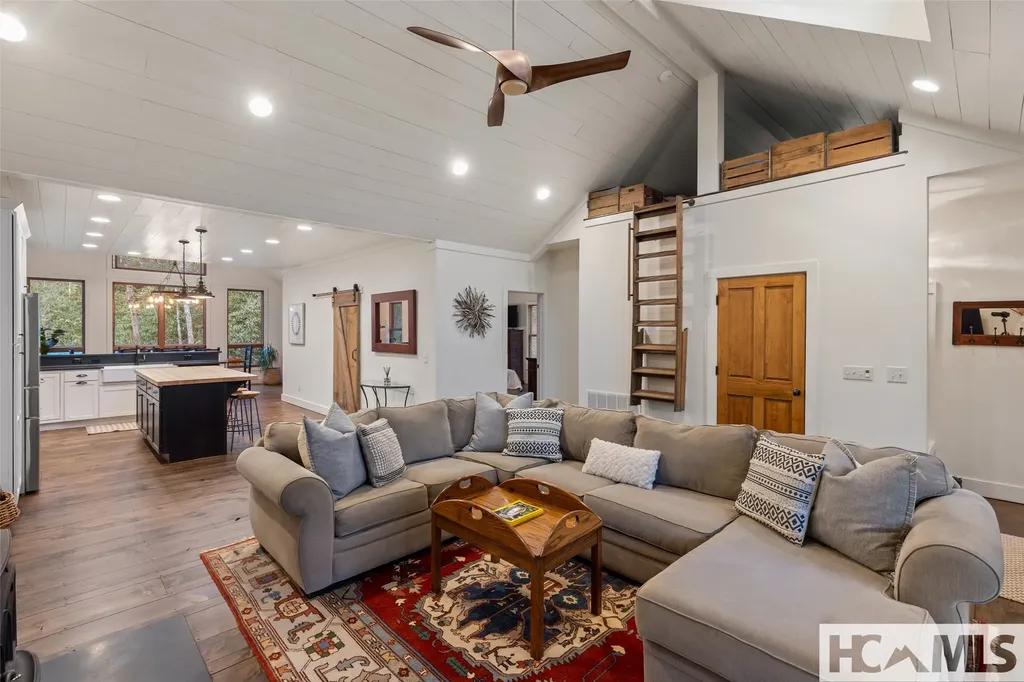 754 Found Forest Road Cashiers NC 28717