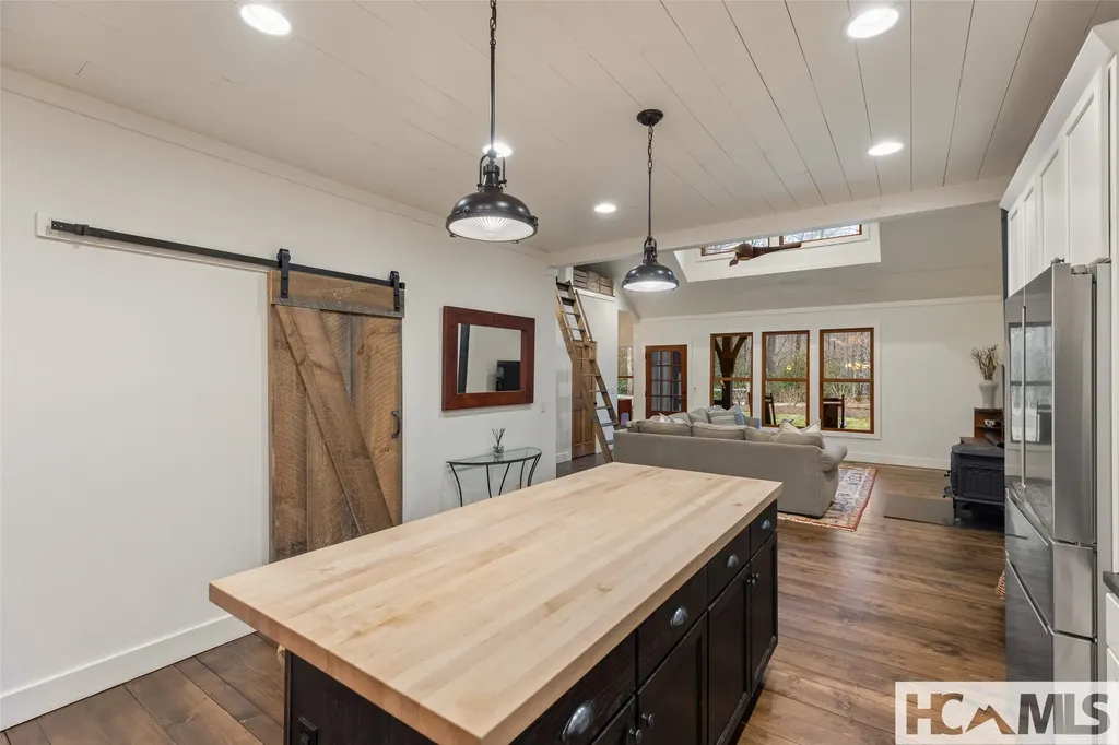 754 Found Forest Road Cashiers NC 28717