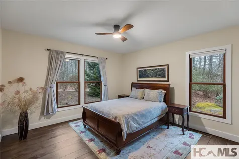 754 Found Forest Road Cashiers NC 28717