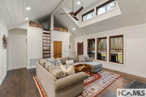 754 Found Forest Road Cashiers NC 28717