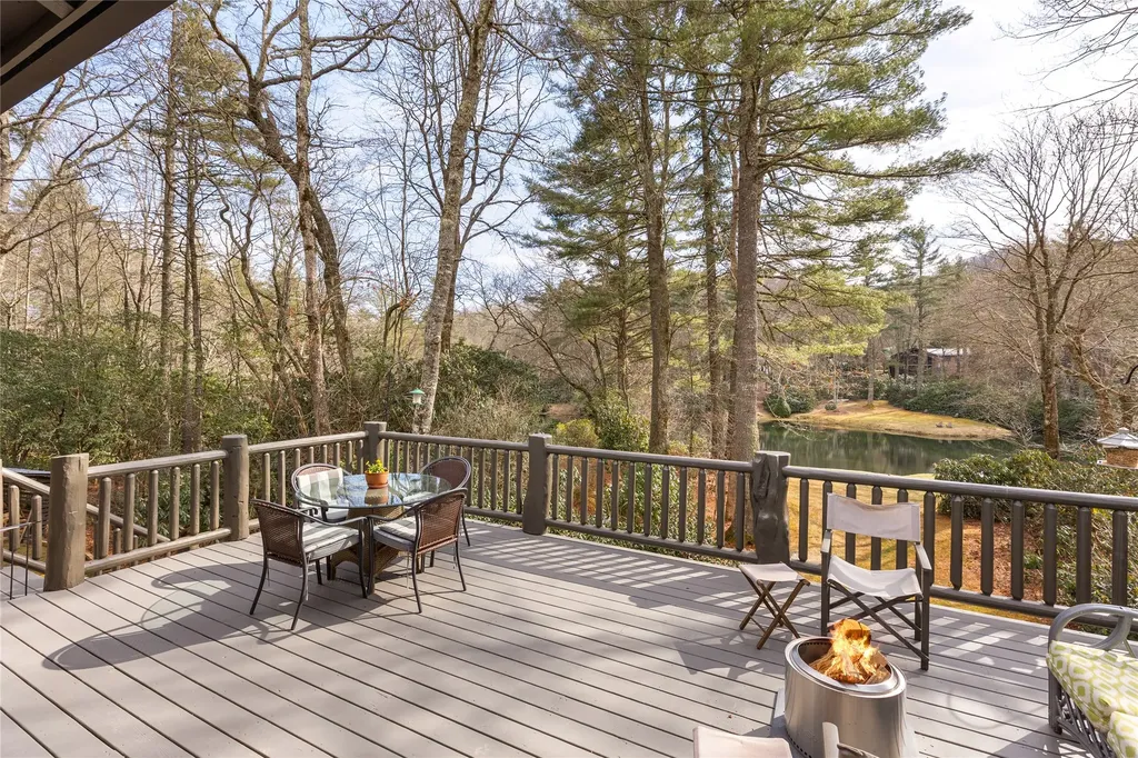 241 Leeward Lane Cullowhee NC 28723