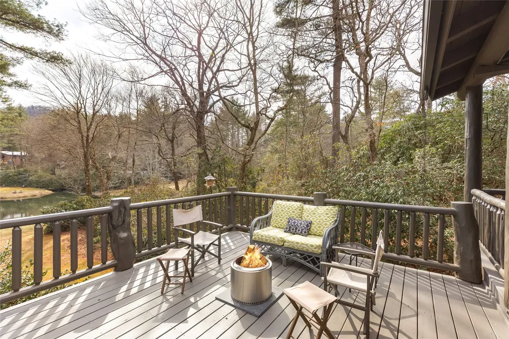 241 Leeward Lane Cullowhee NC 28723