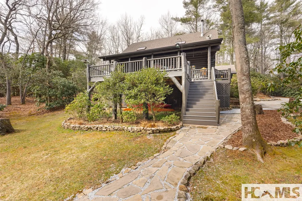 241 Leeward Lane Cullowhee NC 28723