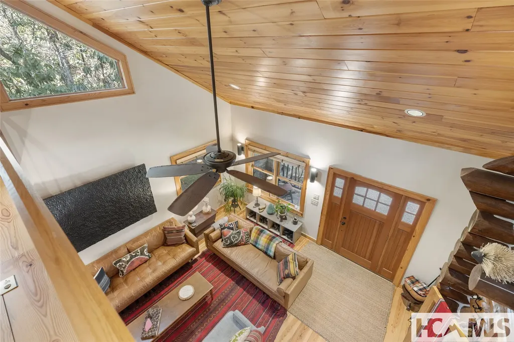 241 Leeward Lane Cullowhee NC 28723