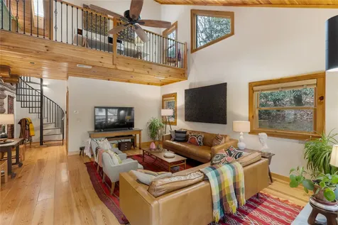 241 Leeward Lane Cullowhee NC 28723