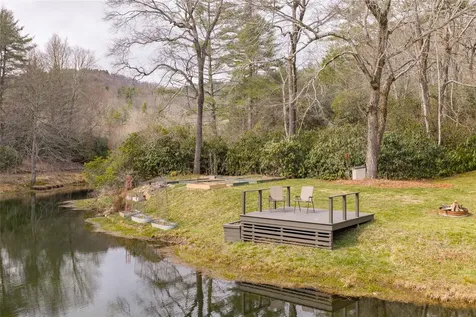 241 Leeward Lane Cullowhee NC 28723