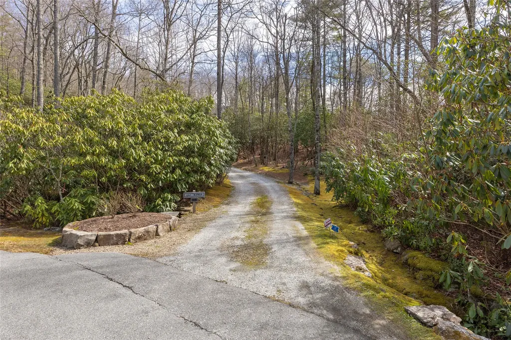 98 Sheepcote Road Cashiers NC 28717