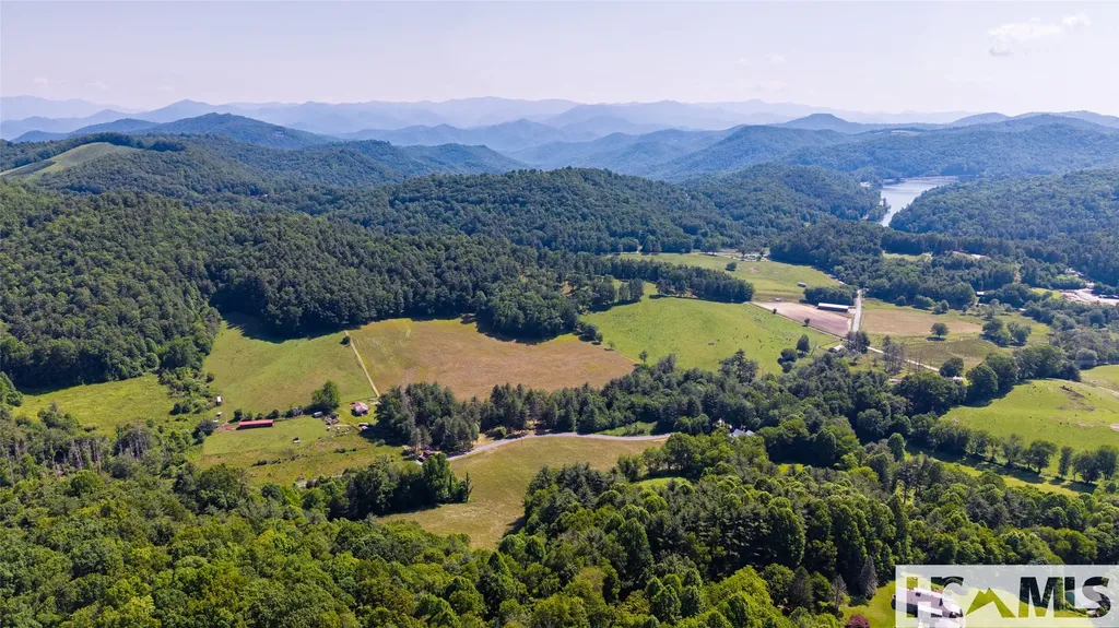 560 Salt Rock Road Cullowhee NC 28723