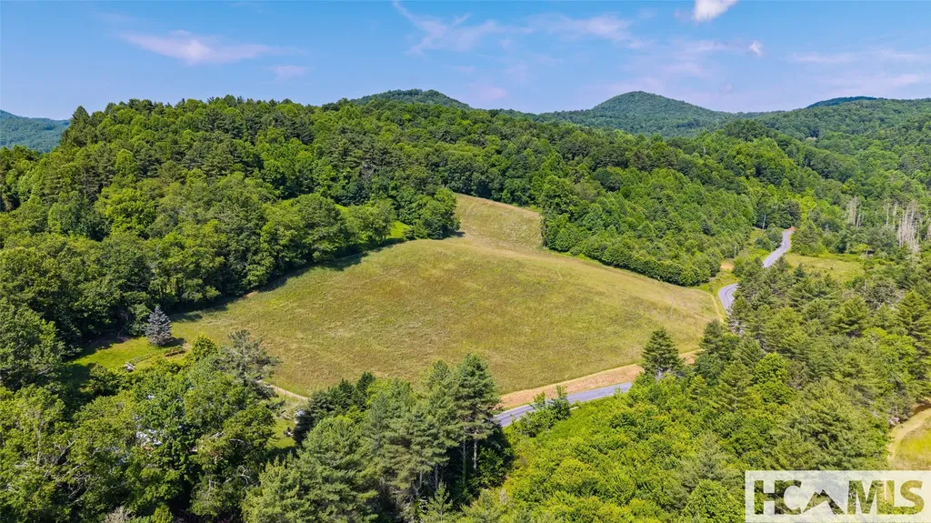 560 Salt Rock Road Cullowhee NC 28723