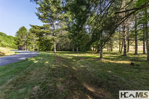 560 Salt Rock Road Cullowhee NC 28723