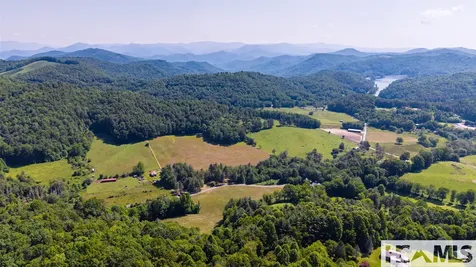 560 Salt Rock Road Cullowhee NC 28723