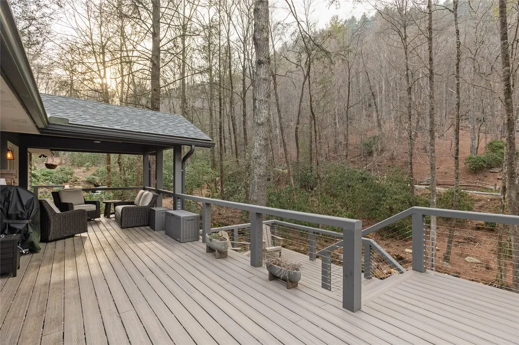 76 Ambleside Drive Sapphire NC 28774