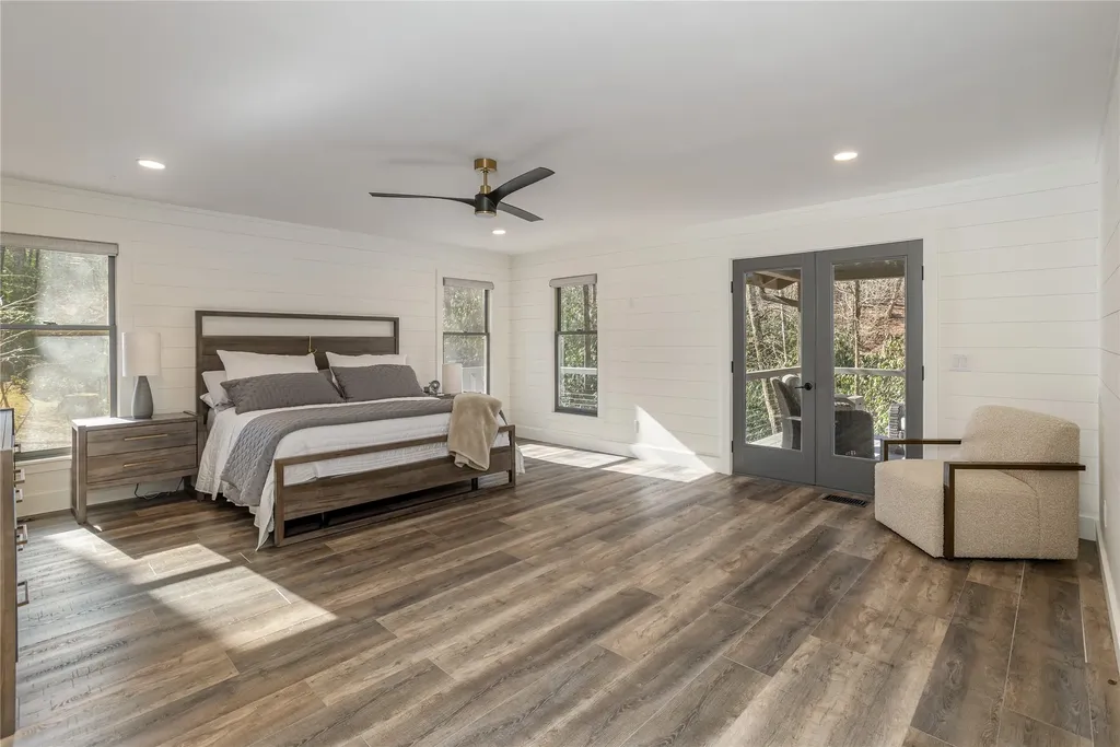 76 Ambleside Drive Sapphire NC 28774