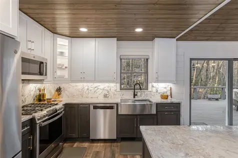 76 Ambleside Drive Sapphire NC 28774