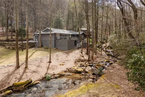 76 Ambleside Drive Sapphire NC 28774