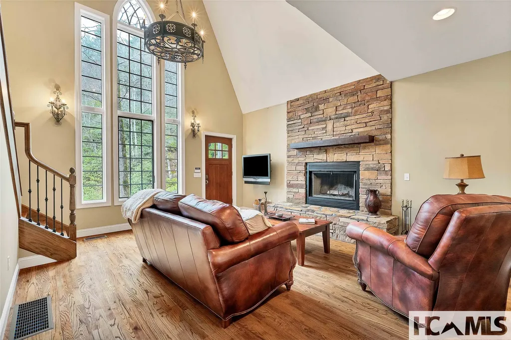 654 Brush Creek Highlands NC 28741