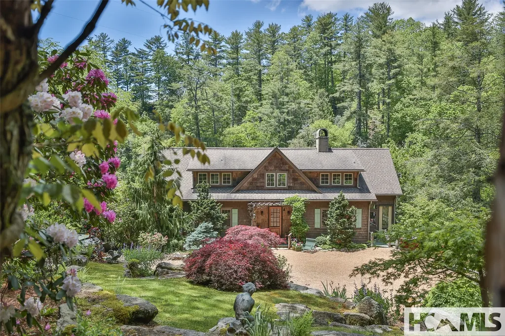 131 Big Creek Lane Highlands NC 28741