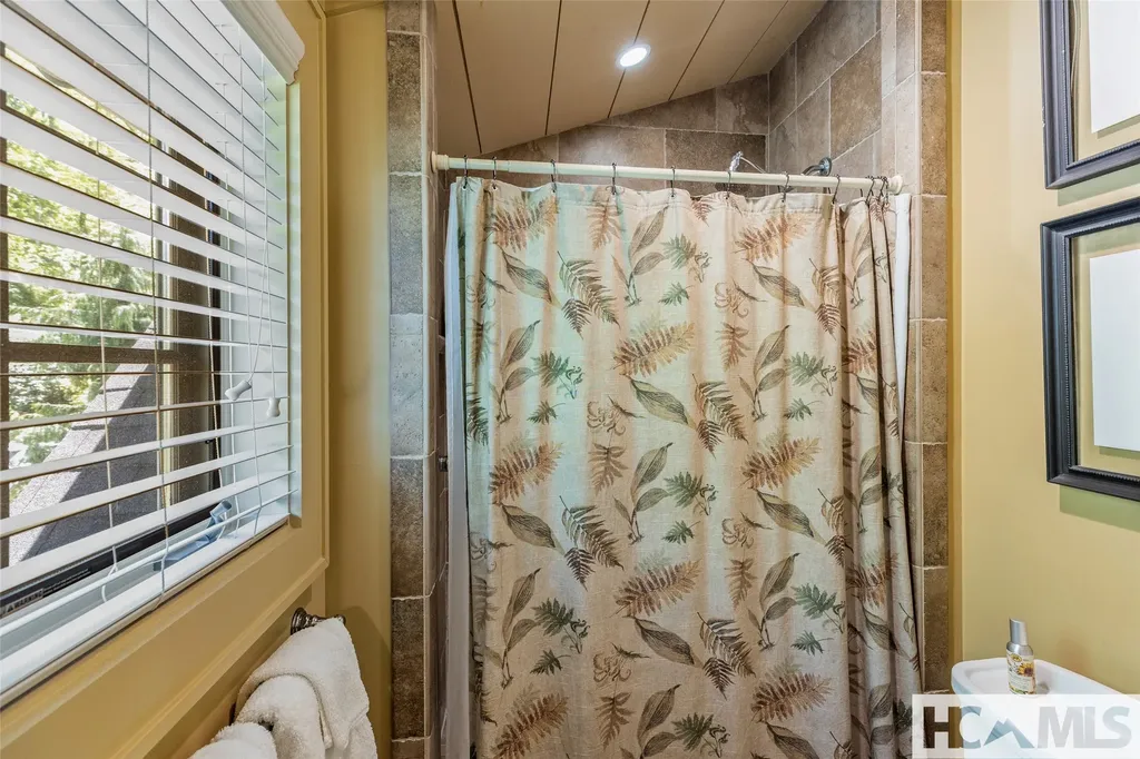 131 Big Creek Lane Highlands NC 28741