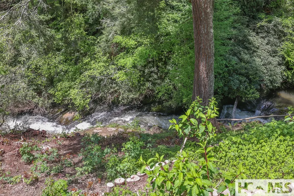 131 Big Creek Lane Highlands NC 28741