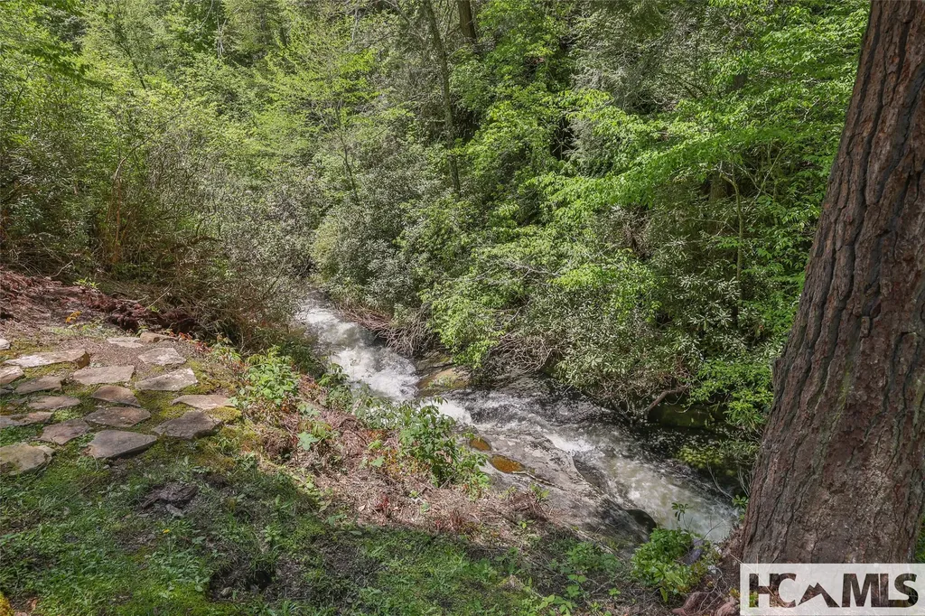 131 Big Creek Lane Highlands NC 28741