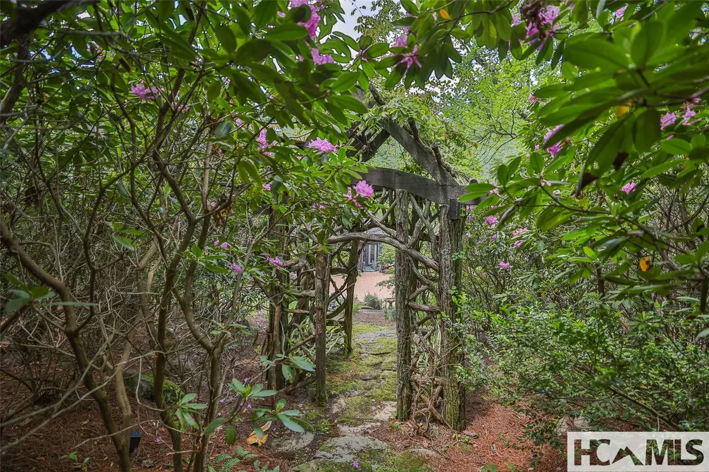 131 Big Creek Lane Highlands NC 28741