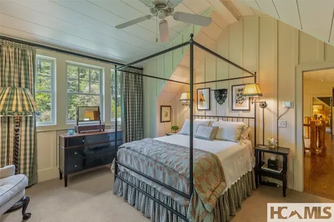 131 Big Creek Lane Highlands NC 28741
