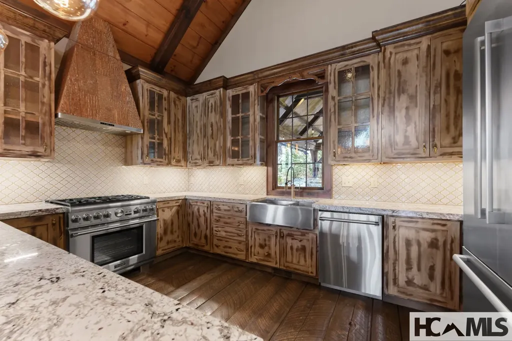 354 Flat Mountain Estates Road Highlands NC 28741