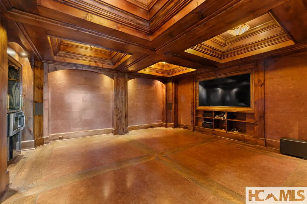 354 Flat Mountain Estates Road Highlands NC 28741