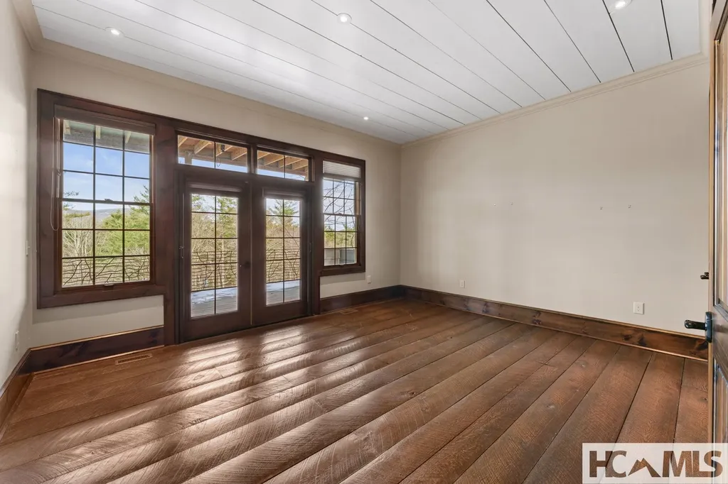 354 Flat Mountain Estates Road Highlands NC 28741